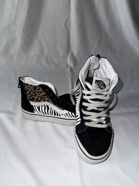 Vans Sk8-Hi Women's Animal Print High-Top Sneakers - Black/White